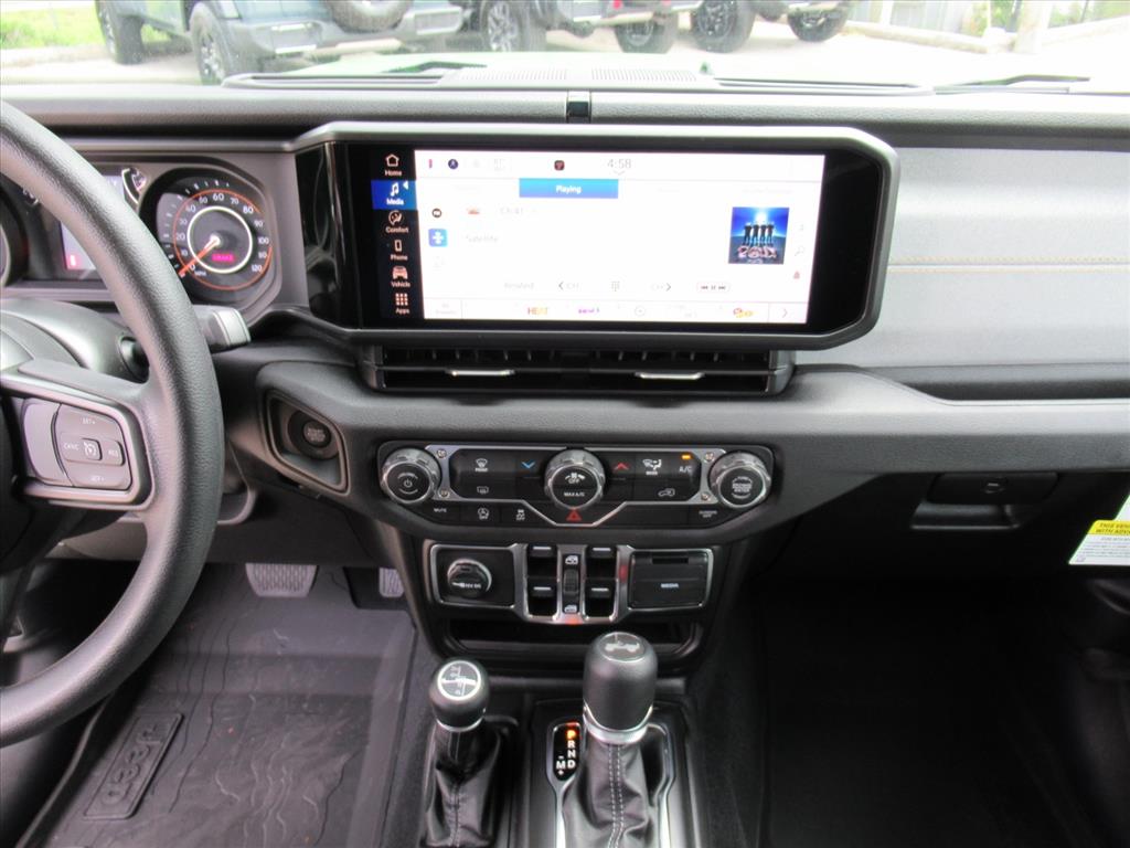 2025 Jeep Wrangler Sport photo 19