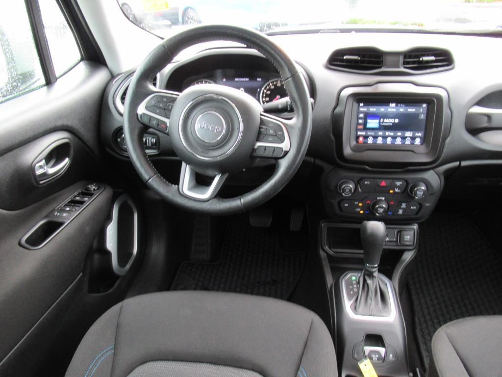 2021 Jeep Renegade Latitude photo 11