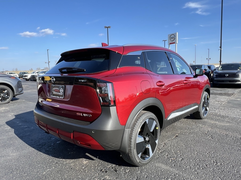 2025 Nissan Kicks SR photo 3