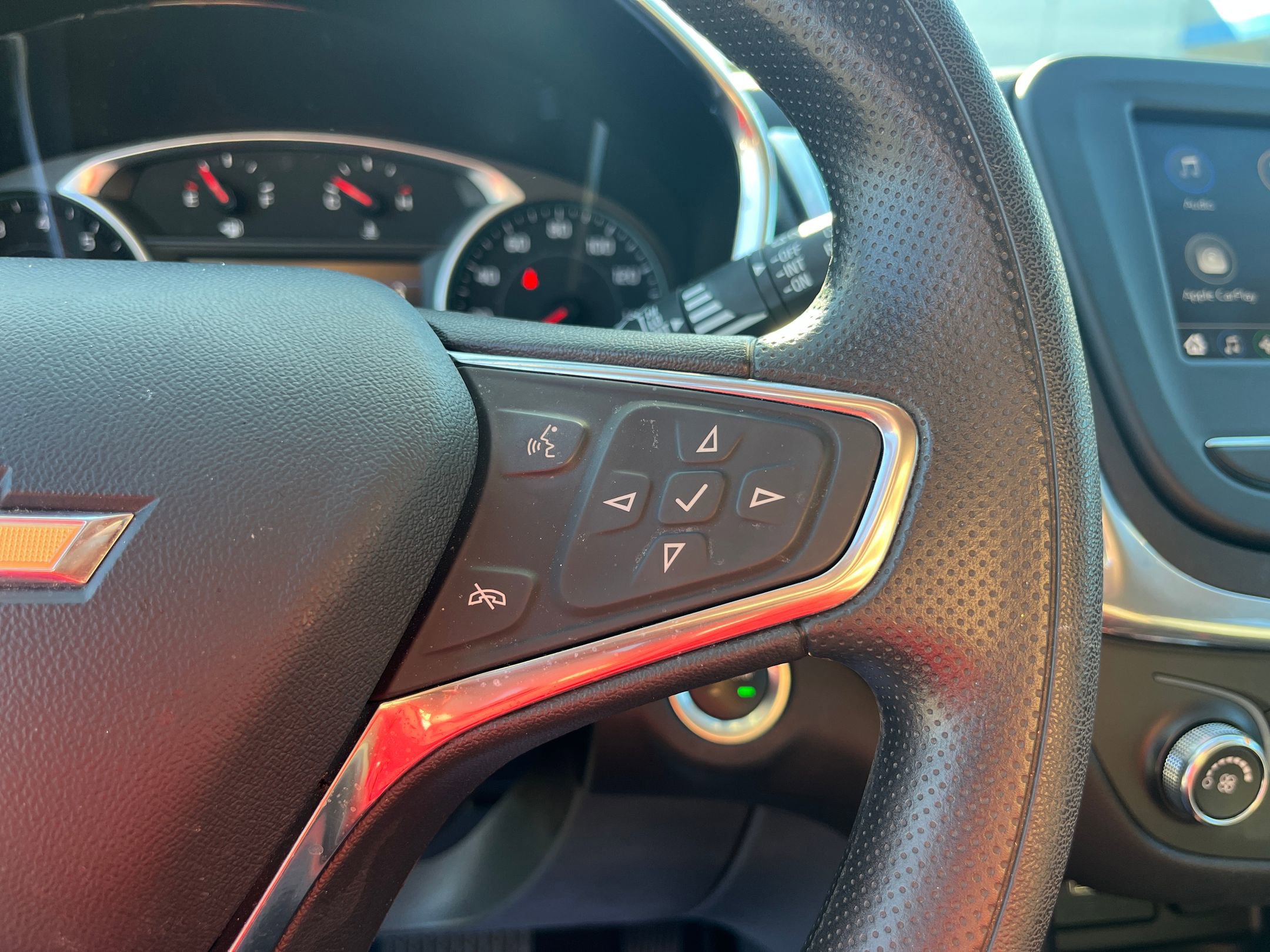 2021 Chevrolet Equinox LT photo 16