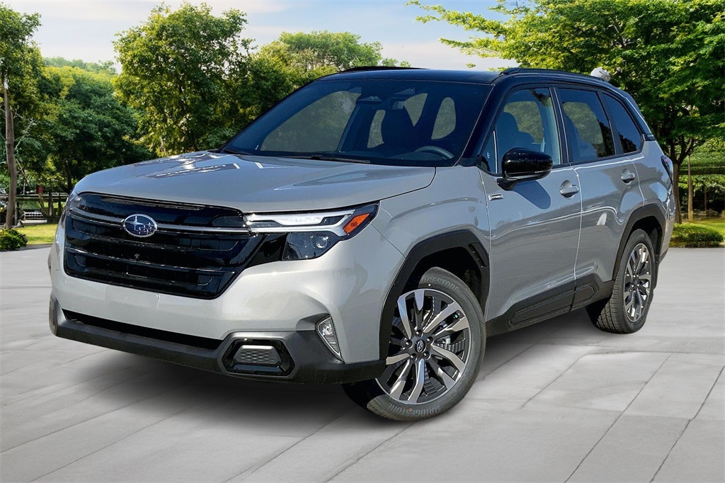 2025 Subaru Forester Touring's photo