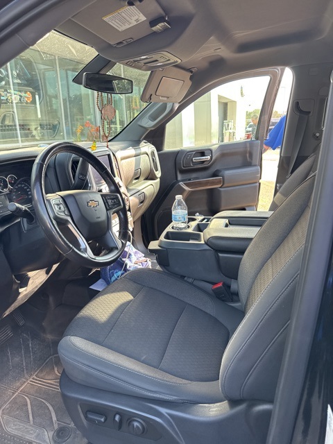 2020 Chevrolet Silverado 1500 LT photo 4