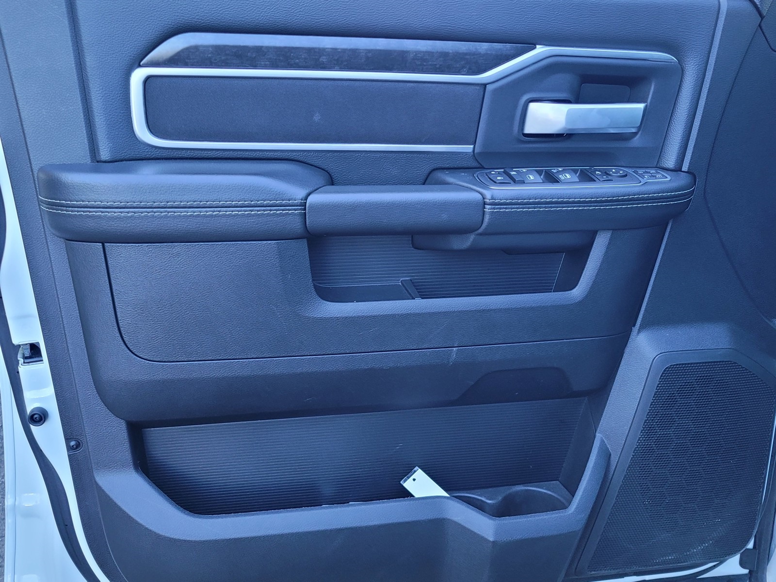 2024 Ram 2500 Big Horn photo 16