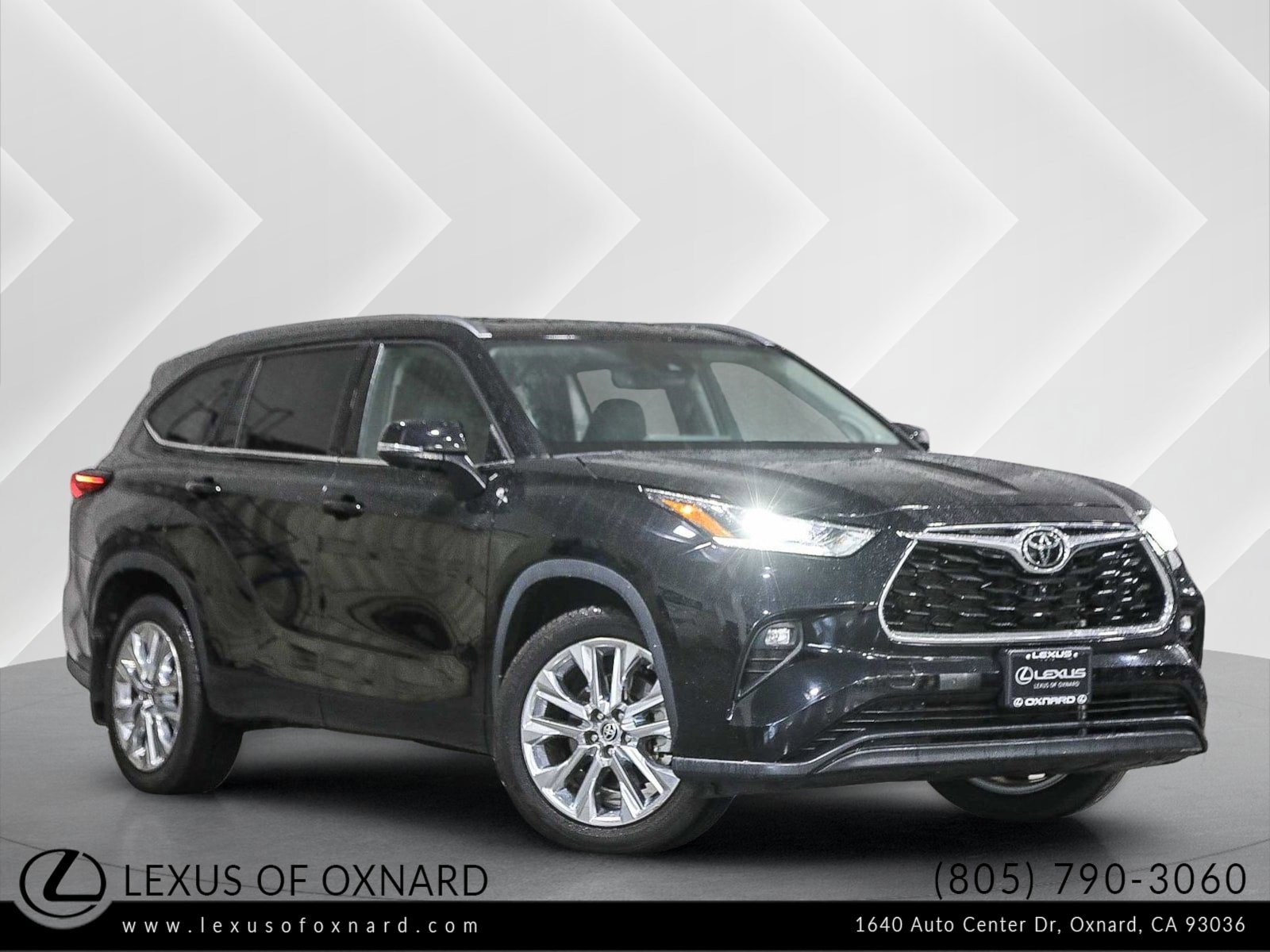 2023 Toyota Highlander Limited's photo