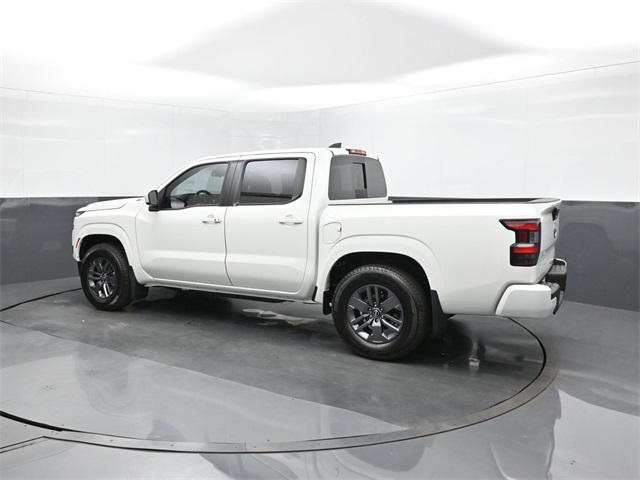 2025 Nissan Frontier SV photo 5