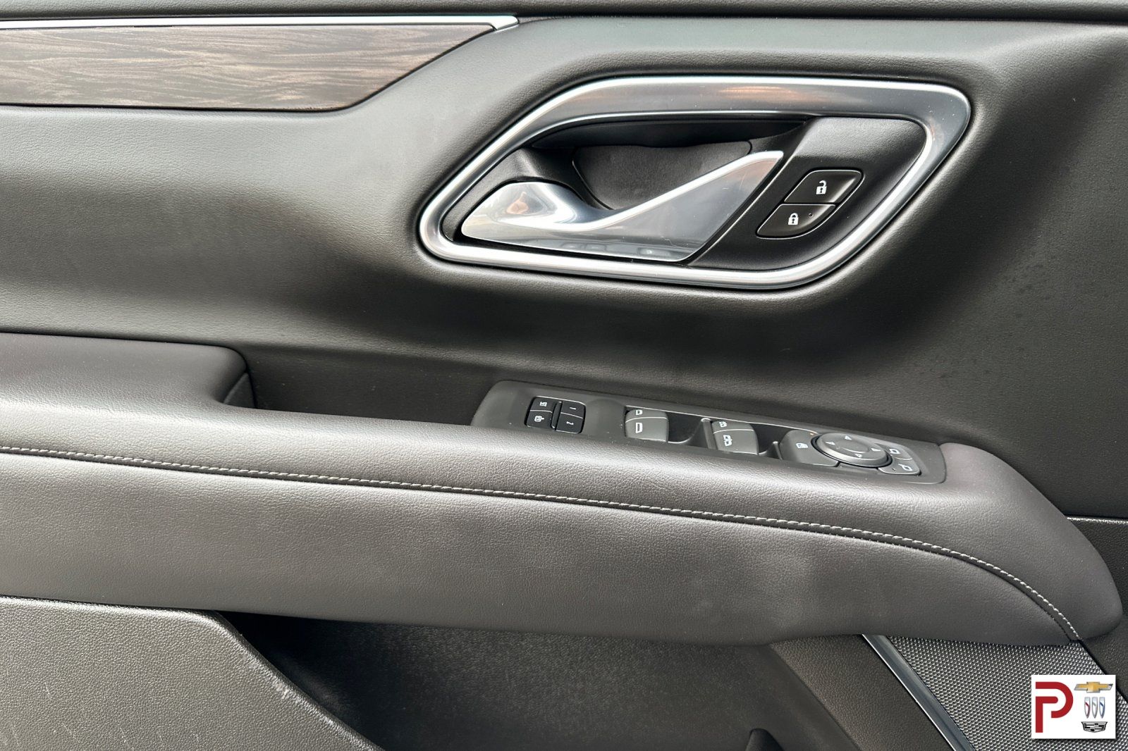 2021 Chevrolet Tahoe Z71 photo 3