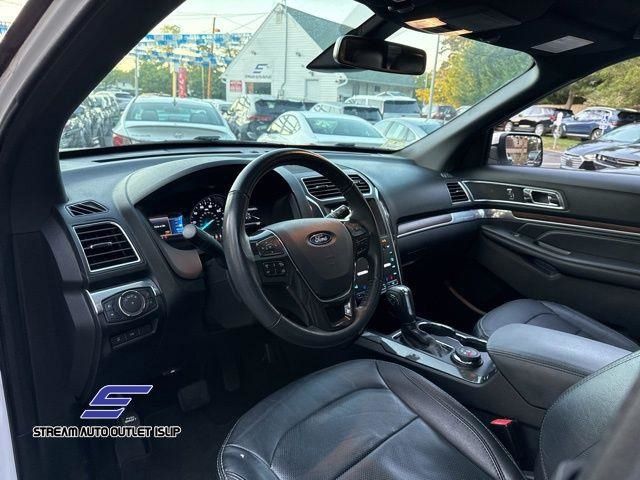 2019 Ford Explorer Limited photo 24