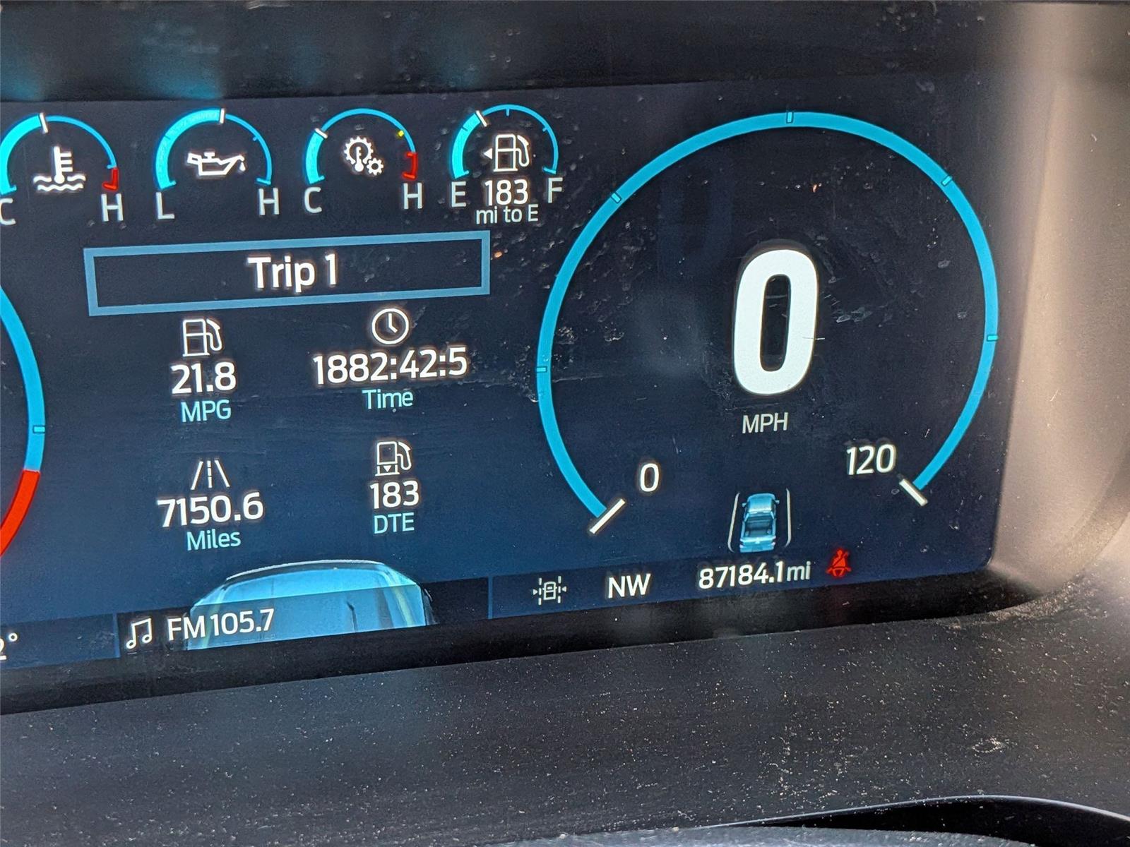 2022 Ford F-150 Lariat photo 17