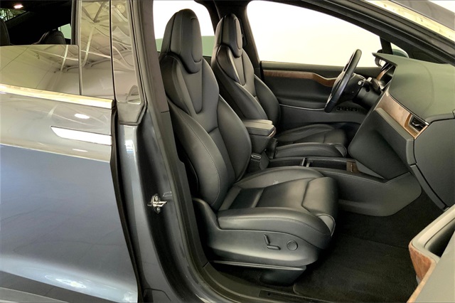 2020 Tesla Model X Long Range photo 5