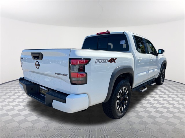 2022 Nissan Frontier PRO-4X photo 4