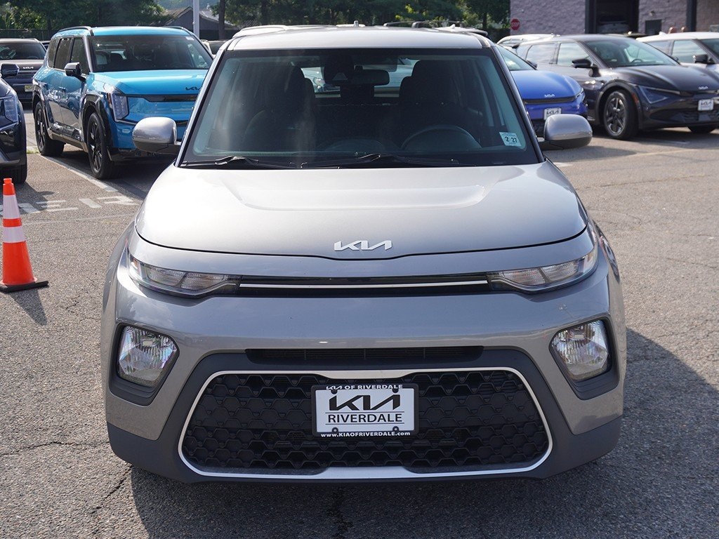 2022 Kia Soul LX photo 10
