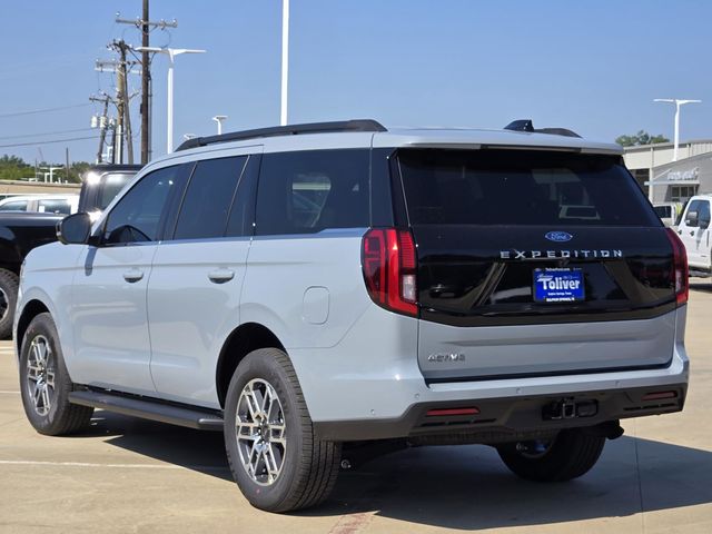 2025 Ford Expedition photo 6
