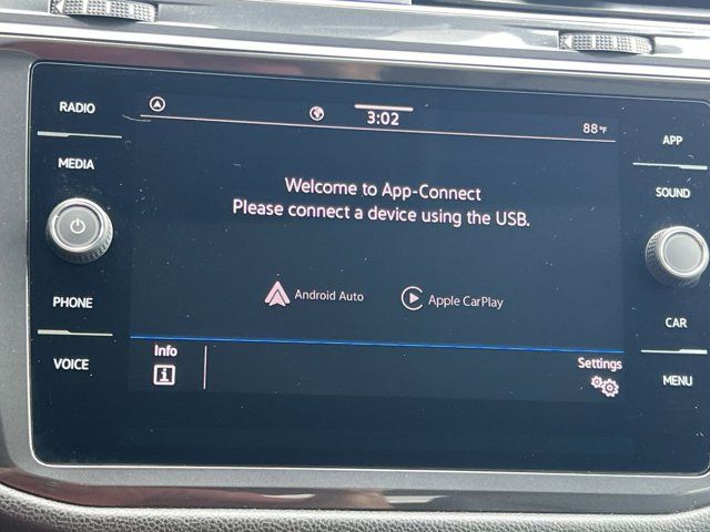 2024 Volkswagen Tiguan Wolfsburg Edition photo 9