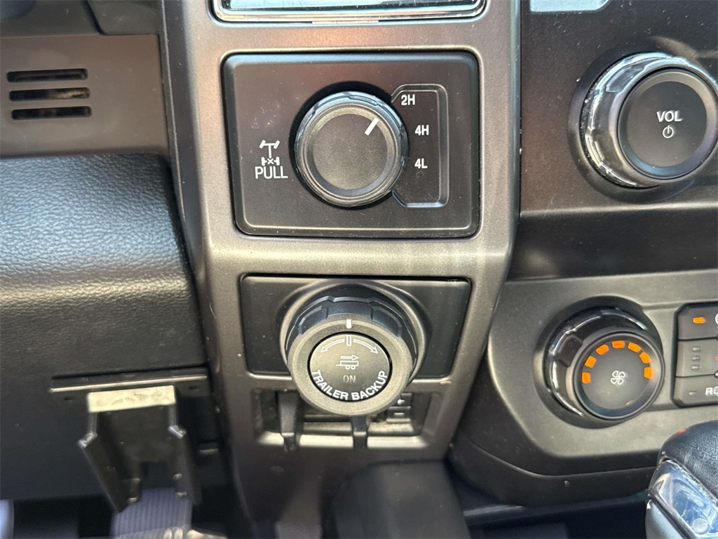2020 Ford F-150 XLT photo 21