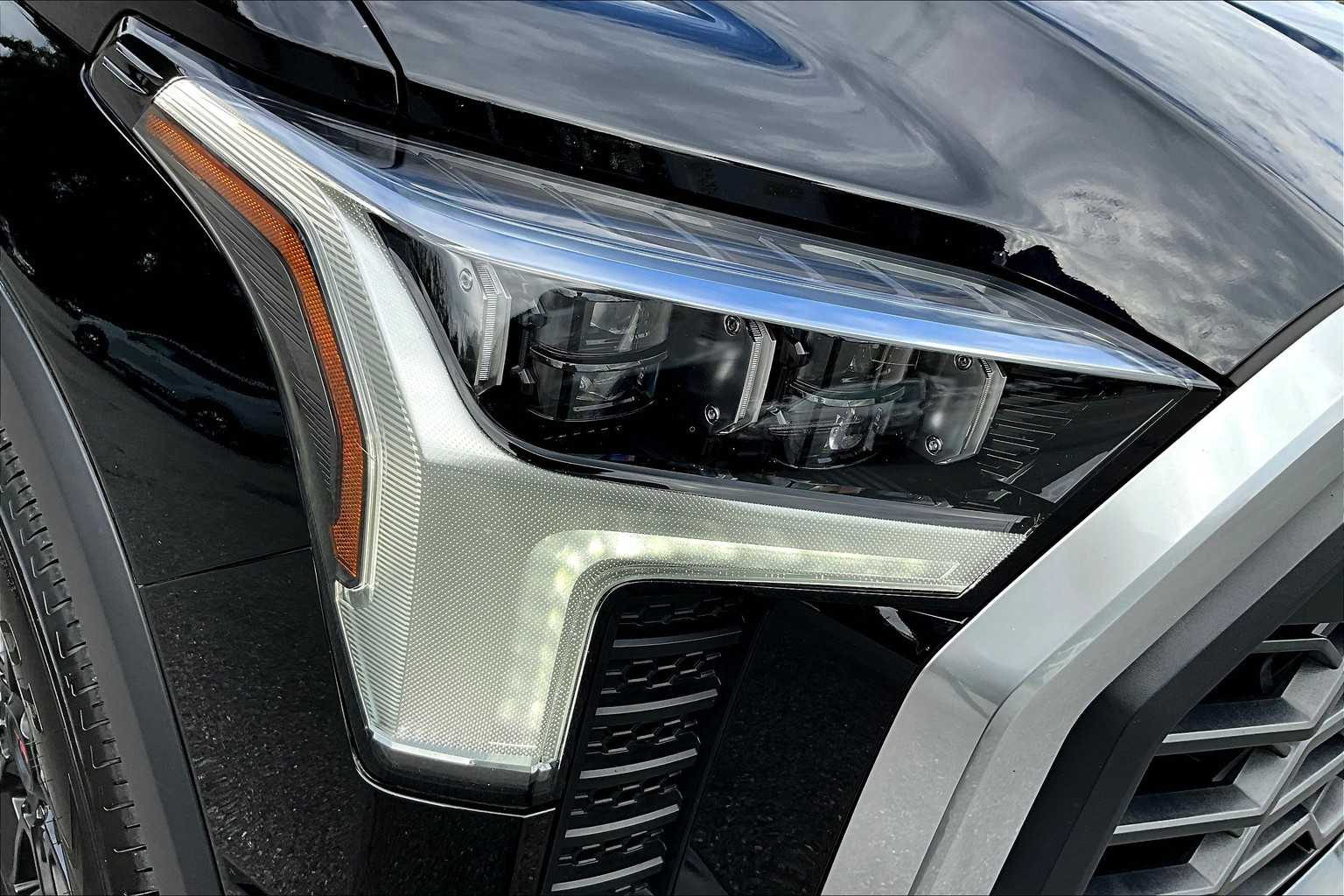 2022 Toyota Tundra Limited Double Cab photo 26