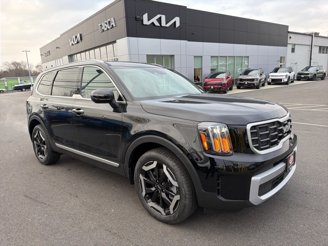 2025 Kia Telluride S's photo