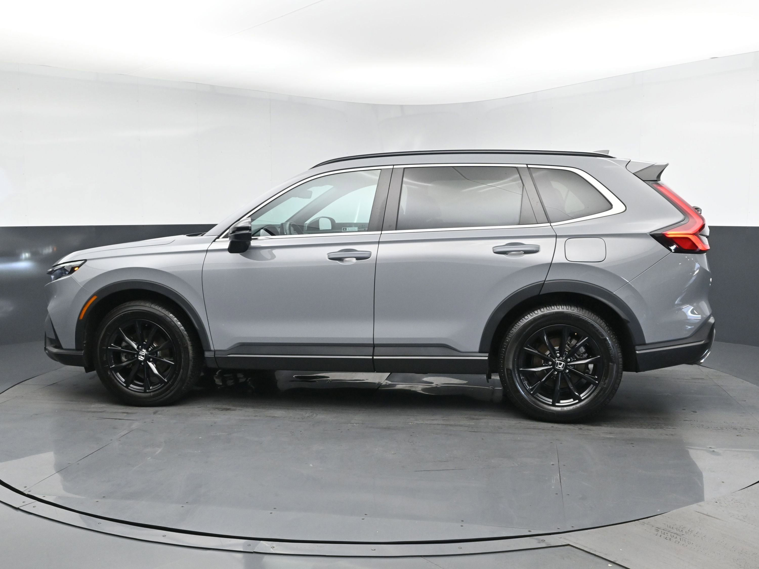 2024 Honda CR-V Hybrid Sport-L photo 2