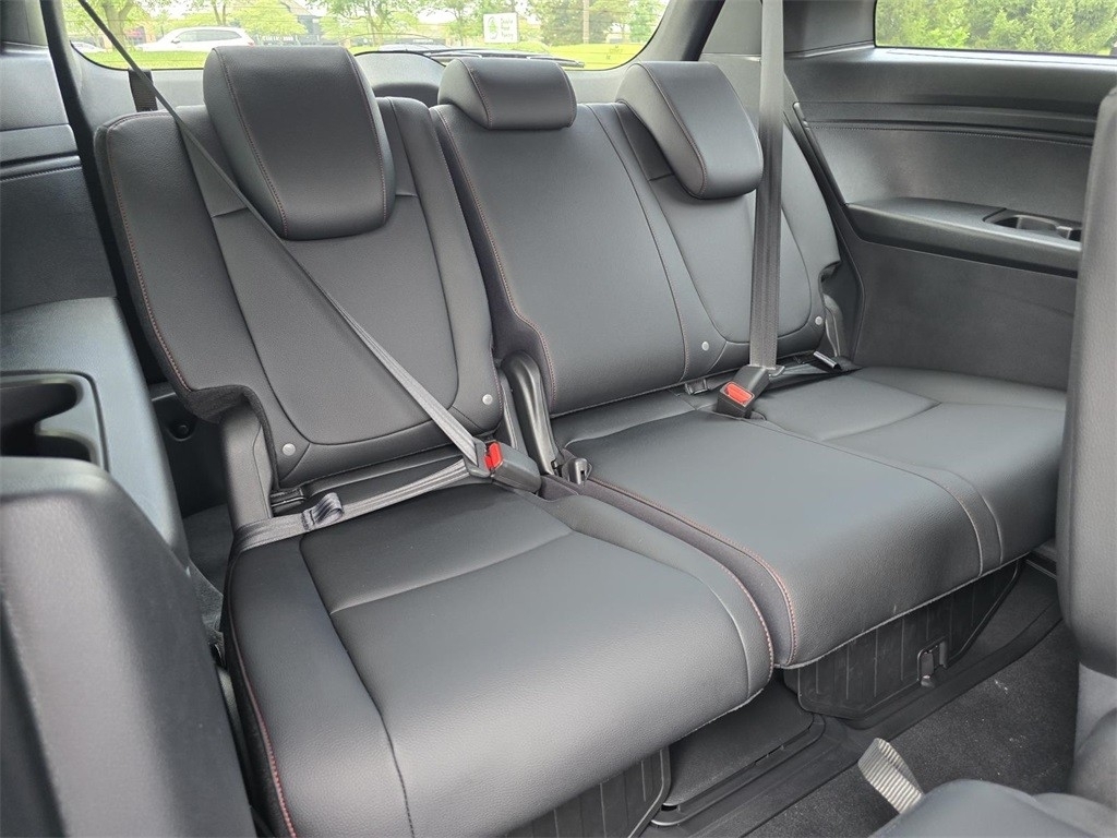 2025 Honda Odyssey photo 18
