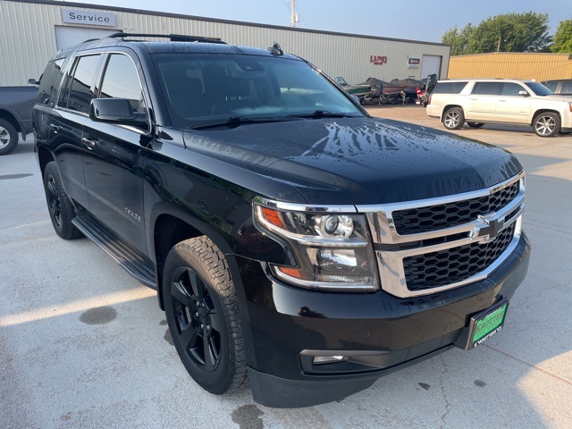 2018 Chevrolet Tahoe LT photo 2