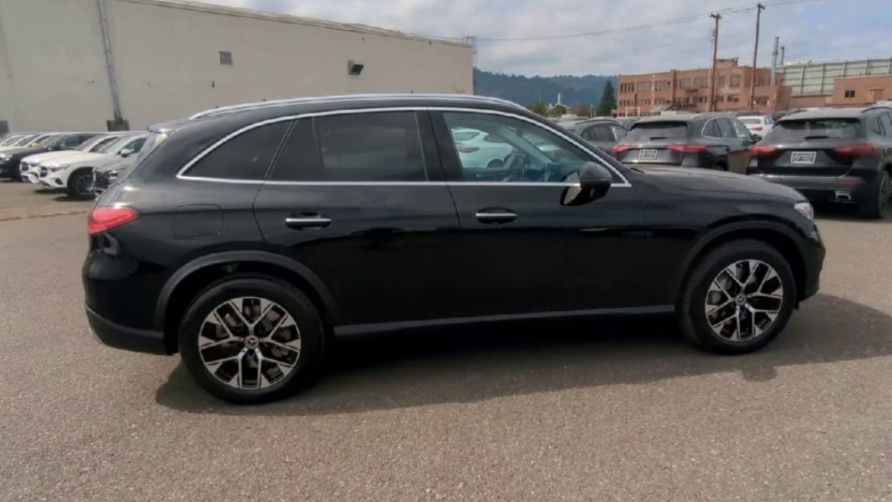 2026 Mercedes Benz GLC 350e 4MATIC photo 34