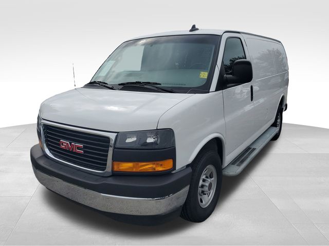 2023 Gmc Savana 2500 Cargo photo 3