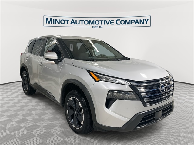 2024 Nissan Rogue SV's photo