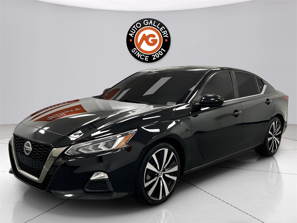 2021 Nissan Altima 2.5 SR photo 3