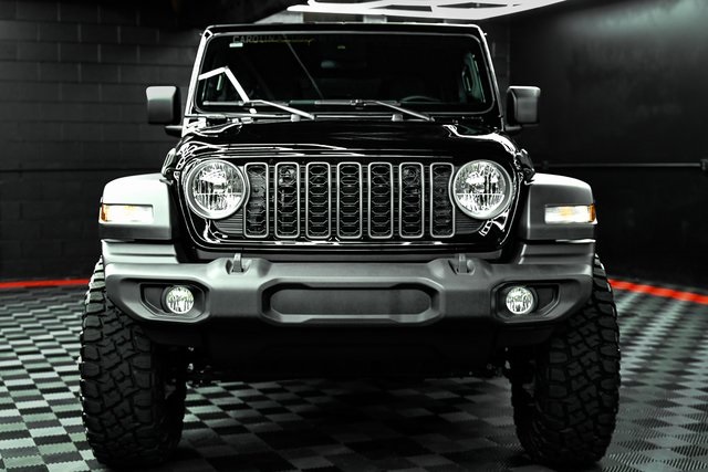 2025 Jeep Wrangler Sport S photo 3