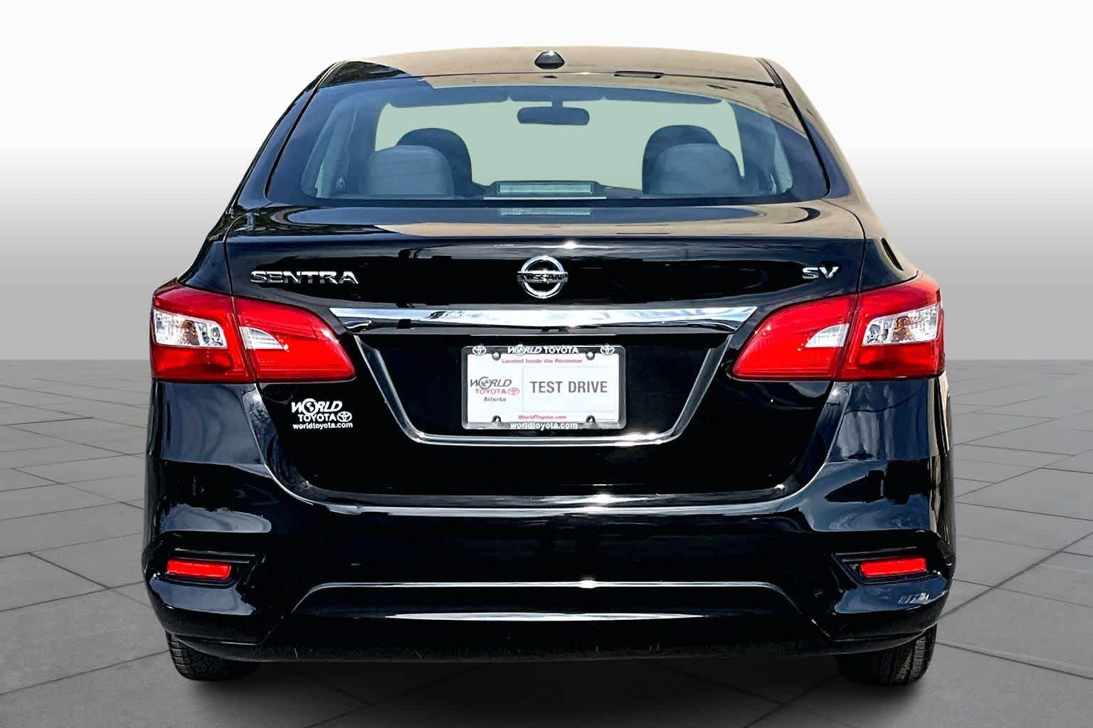 2017 Nissan Sentra SV photo 4