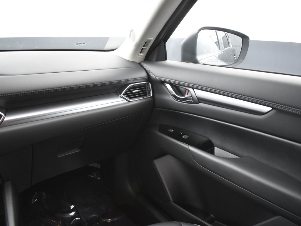 2025 Mazda CX-5 2.5 Select photo 13
