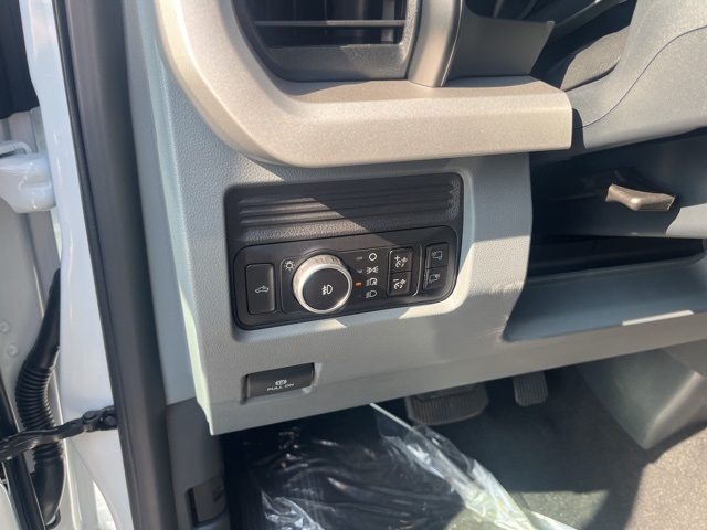 2025 Ford F-350 photo 10