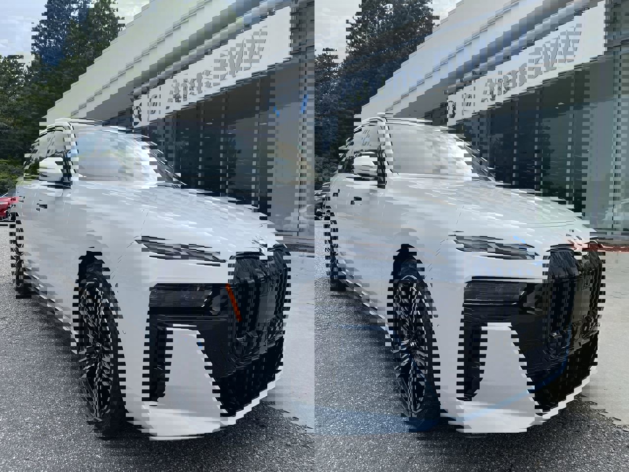 2025 BMW i7 60's photo