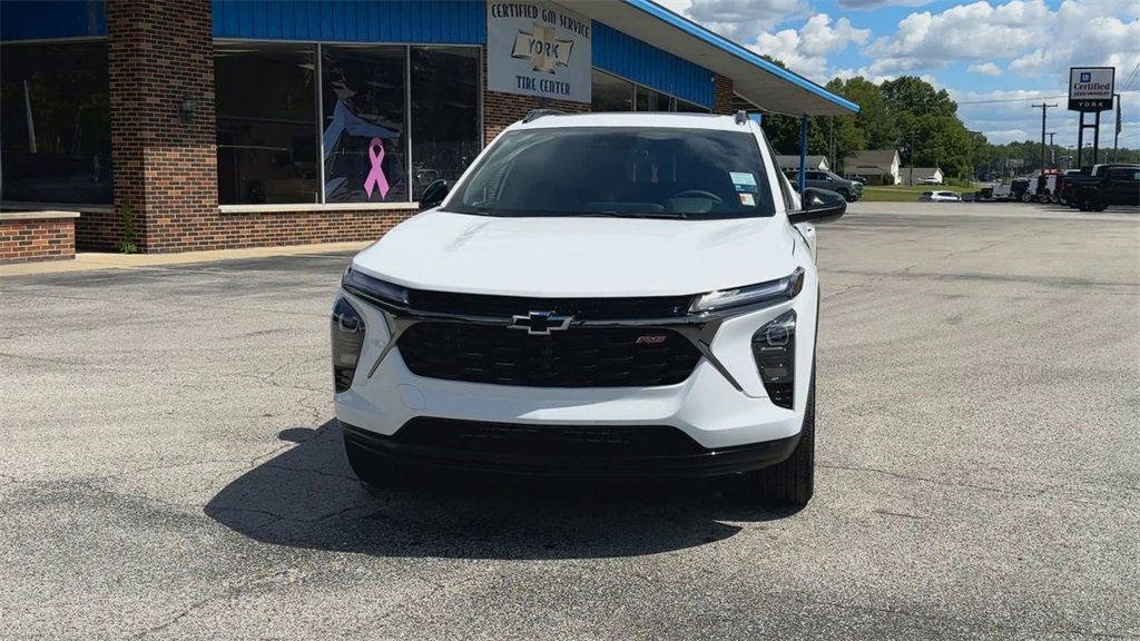 2025 Chevrolet Trax photo 4