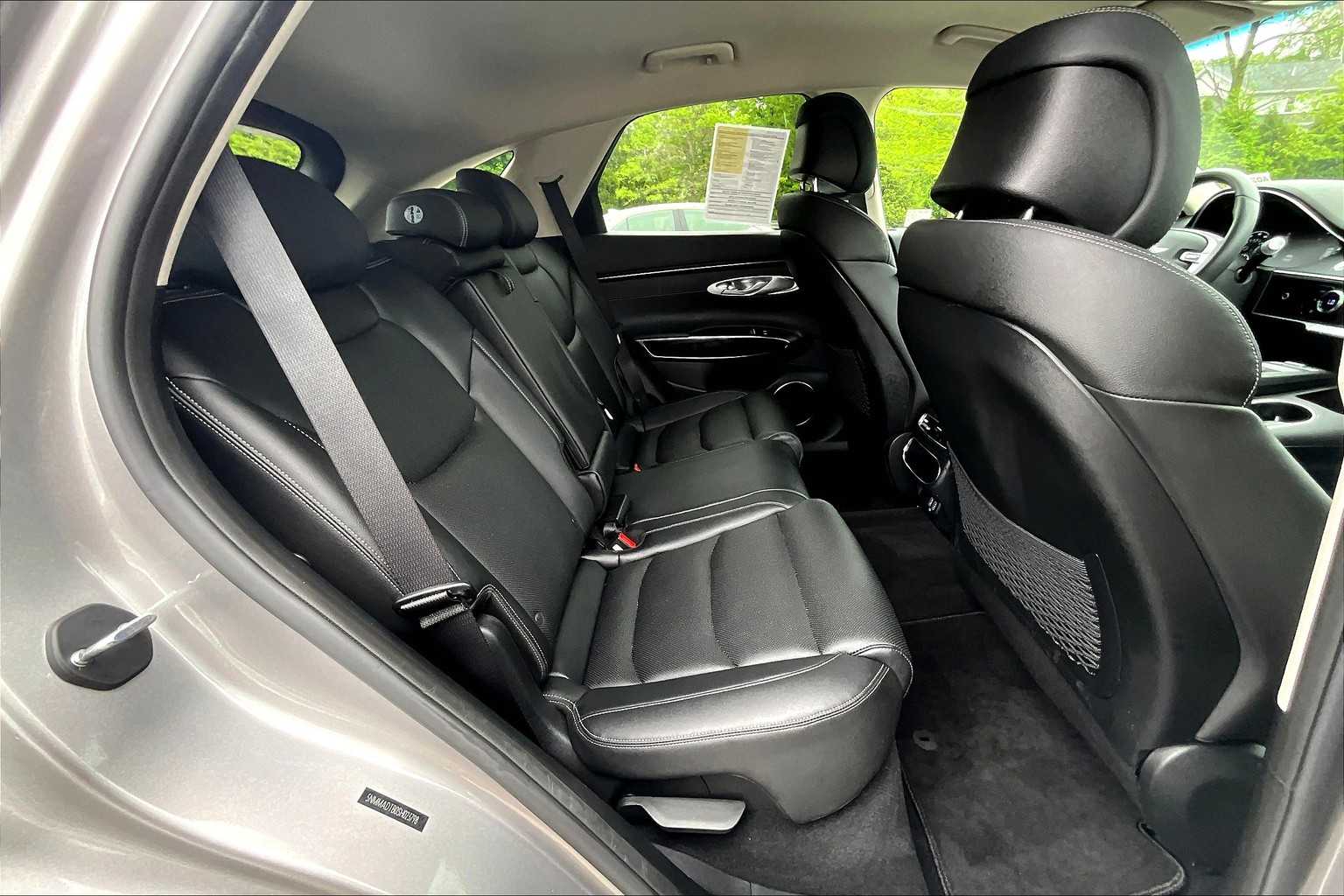 2025 Genesis GV70 Select Advanced 2.5T Sport Prestige photo 16