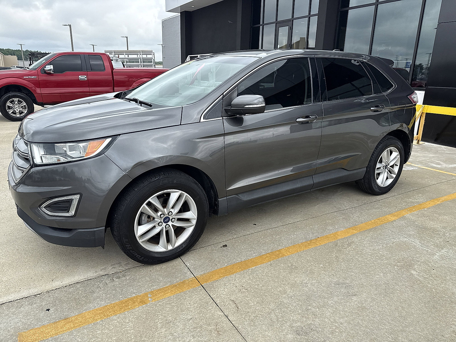 Used 2017 Ford Edge SEL with VIN 2FMPK3J9XHBC10585 for sale in Evansville, IN