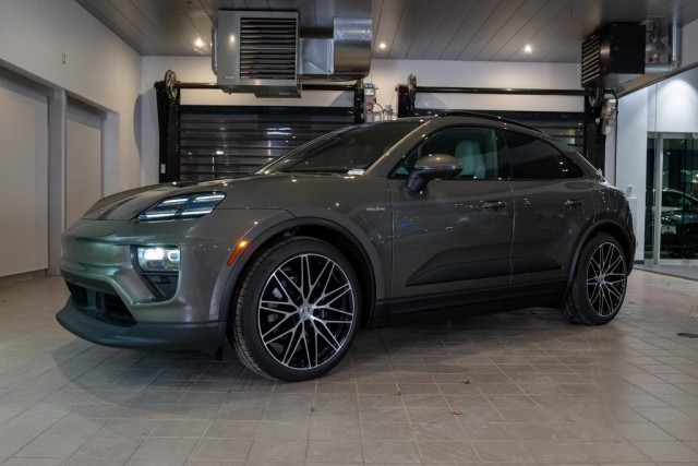 2024 Porsche Macan Electric 4