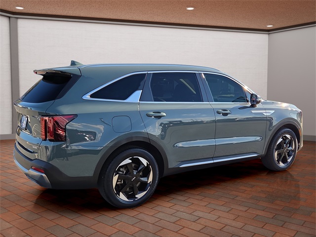 2025 Kia Sorento Plug-In Hybrid EX photo 3