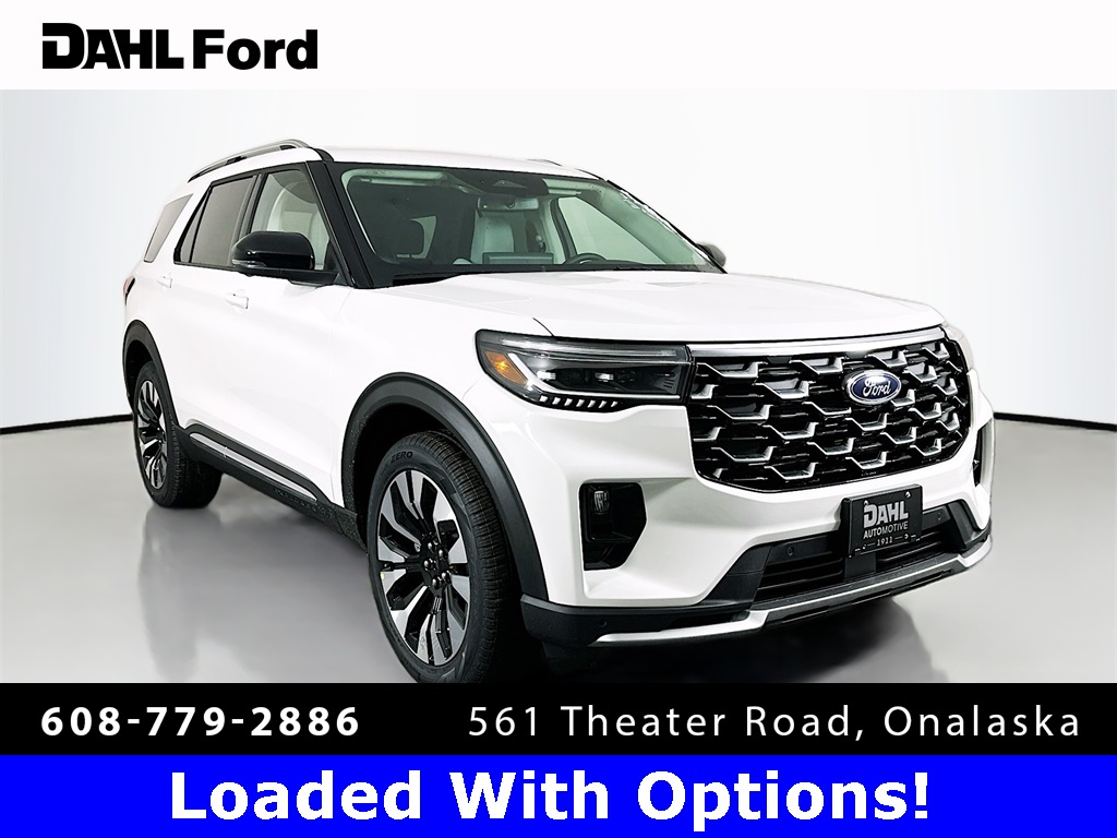 2026 Ford Explorer Platinum's photo