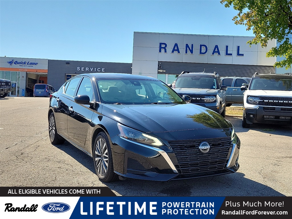 2023 Nissan Altima SV