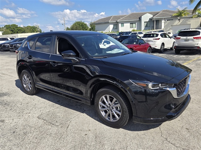 2025 Mazda CX-5 2.5 S Preferred photo 2