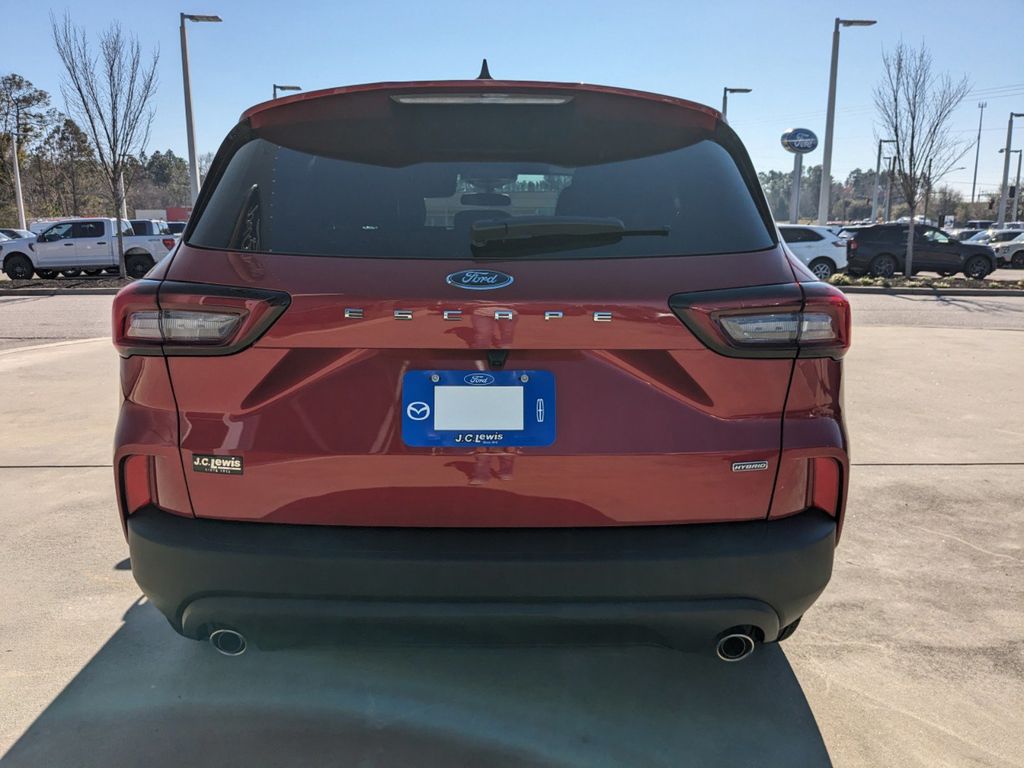 2025 Ford Escape ST-Line photo 4