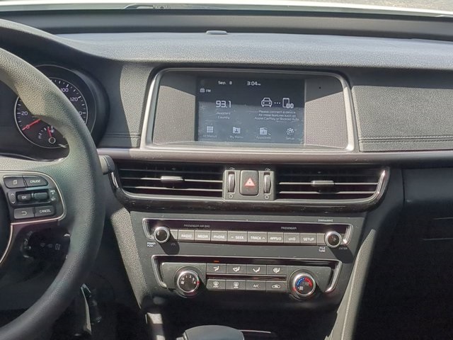 2018 Kia Optima LX photo 15