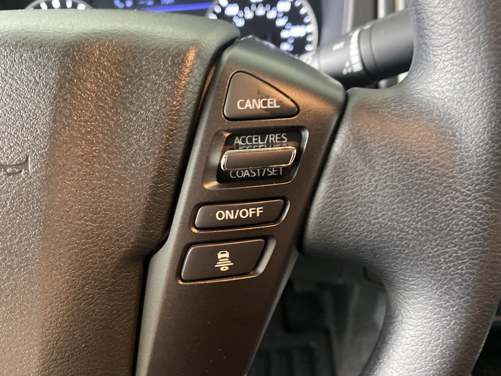 2025 Nissan Frontier SV photo 17