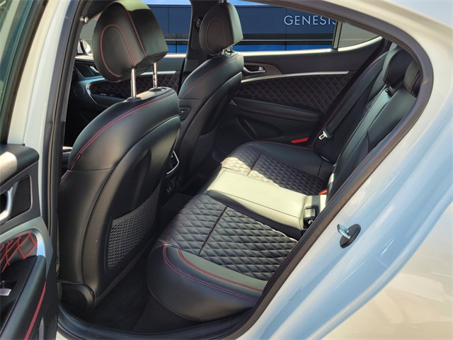 2025 Genesis G70 3.3T Sport Prestige photo 6