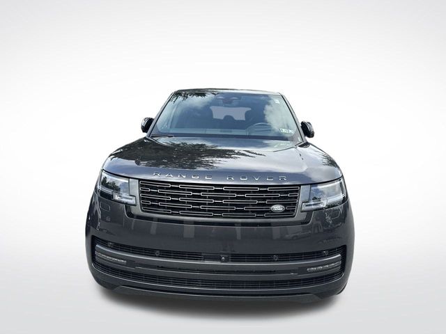 2025 Land Rover Range Rover SE photo 6