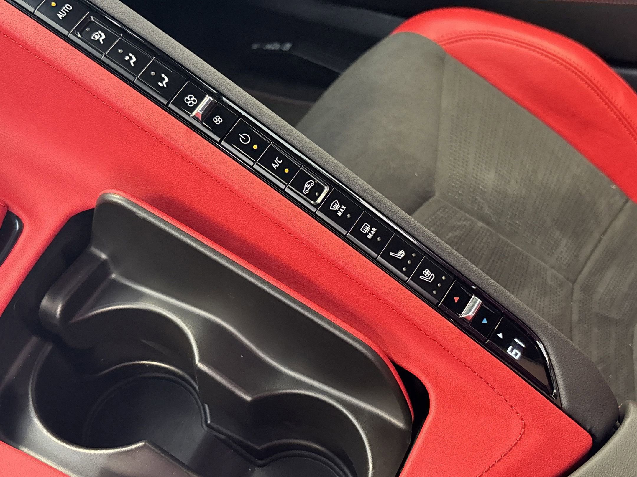 2024 Chevrolet Corvette Stingray 2LT Coupe photo 29