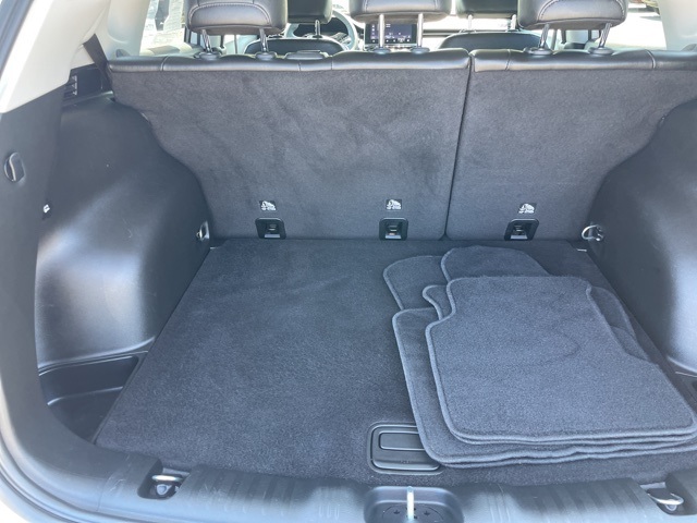 2022 Jeep Compass Latitude photo 3