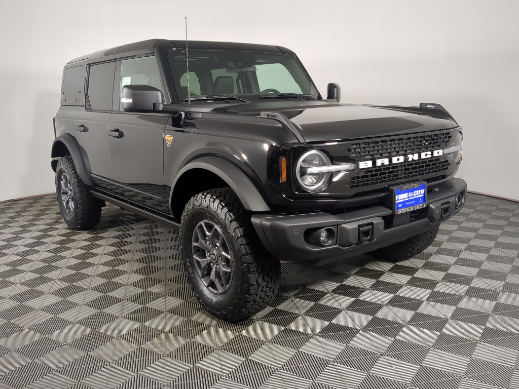 2025 Ford Bronco Badlands photo 2