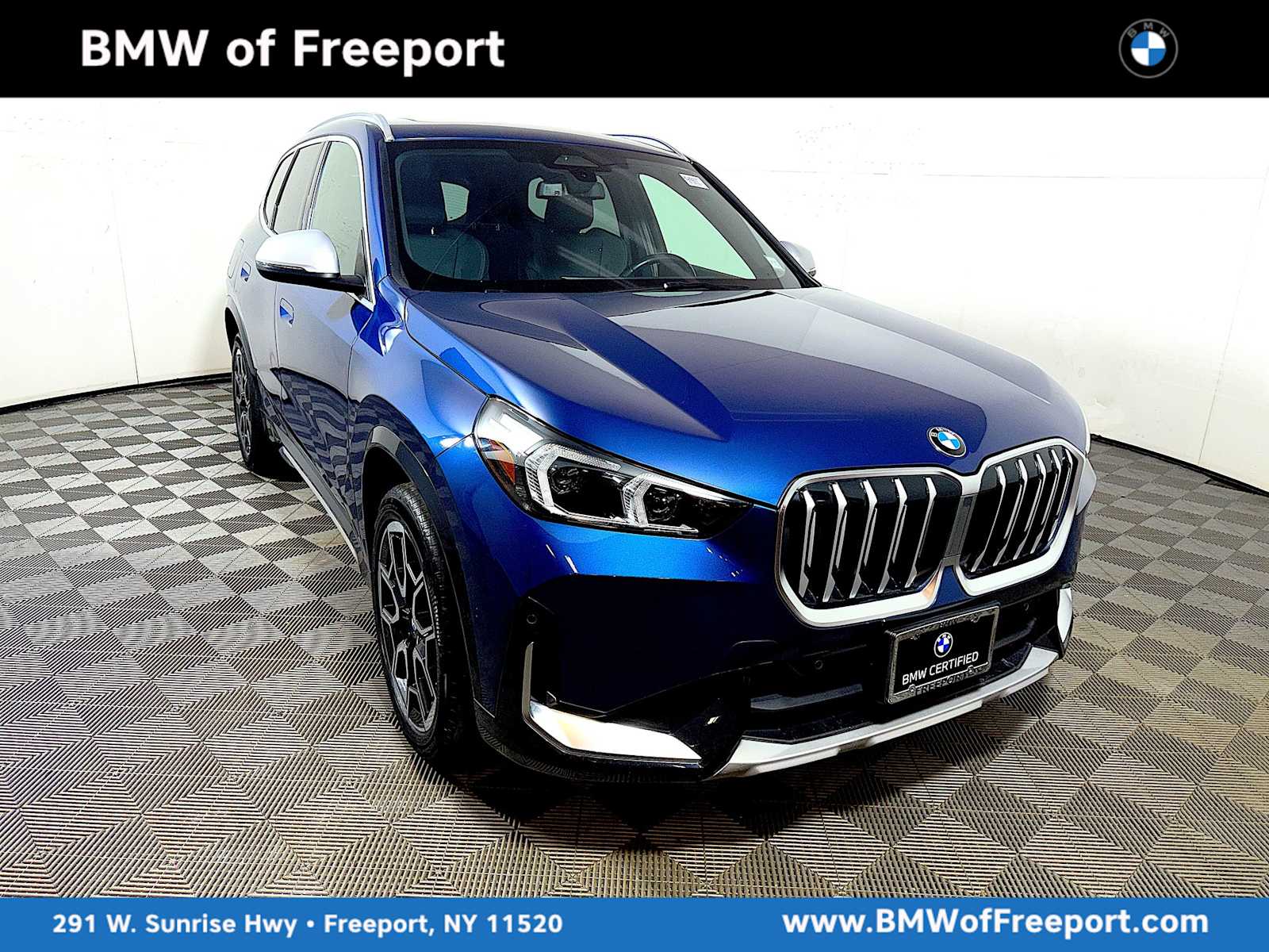 2023 BMW X1 28i's photo
