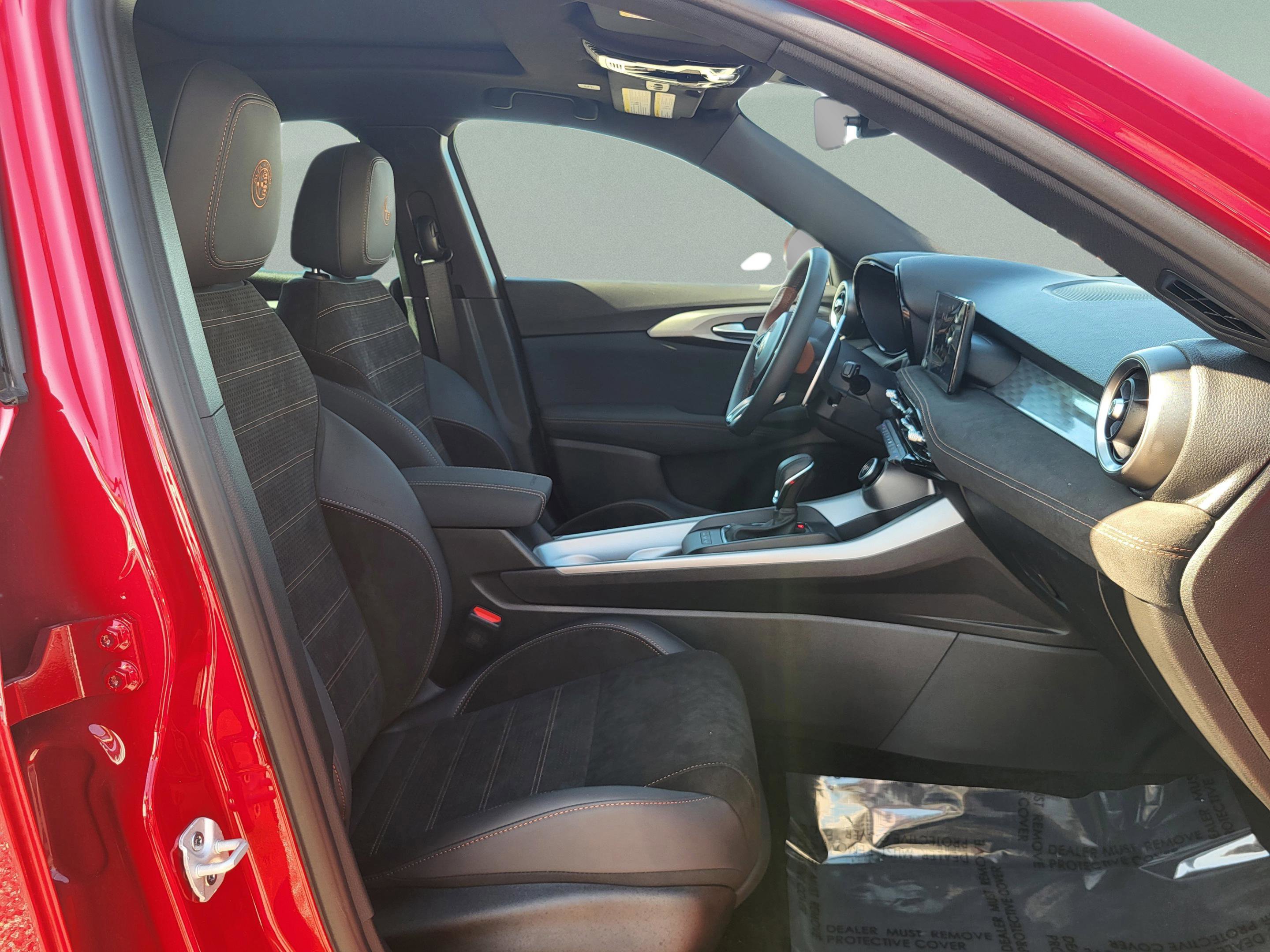 2025 Alfa Romeo Tonale BASE SPRINT photo 16